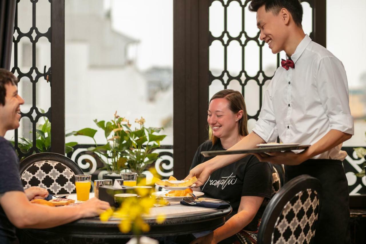 Hanoi Esplendor Hotel and Spa Exterior foto